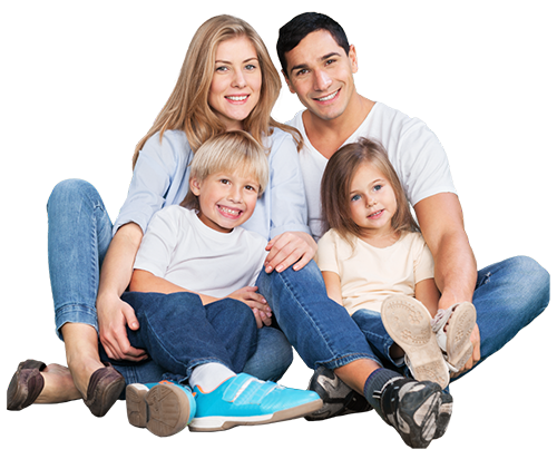 Familia Feliz asegurada - Paga Menos Insurance