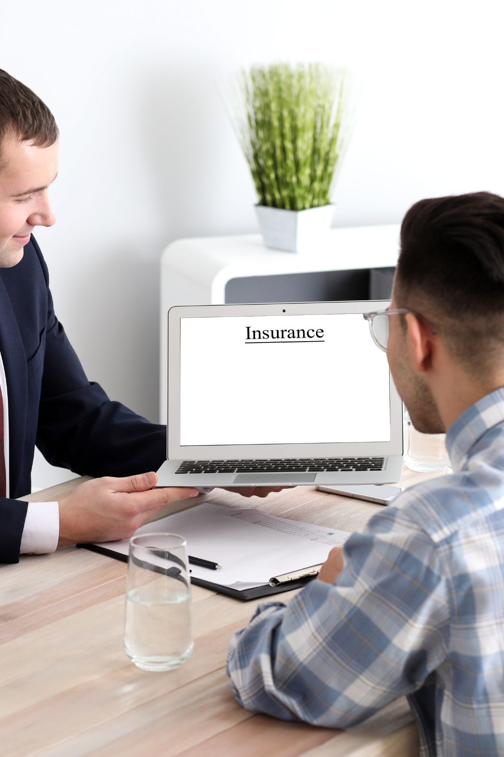 Compañia De Seguros En Briar Forest, Houston, TX